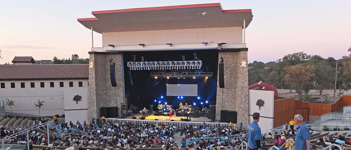 Vina Robles Amphitheatre, a Collaboration with 3G productions and d&b