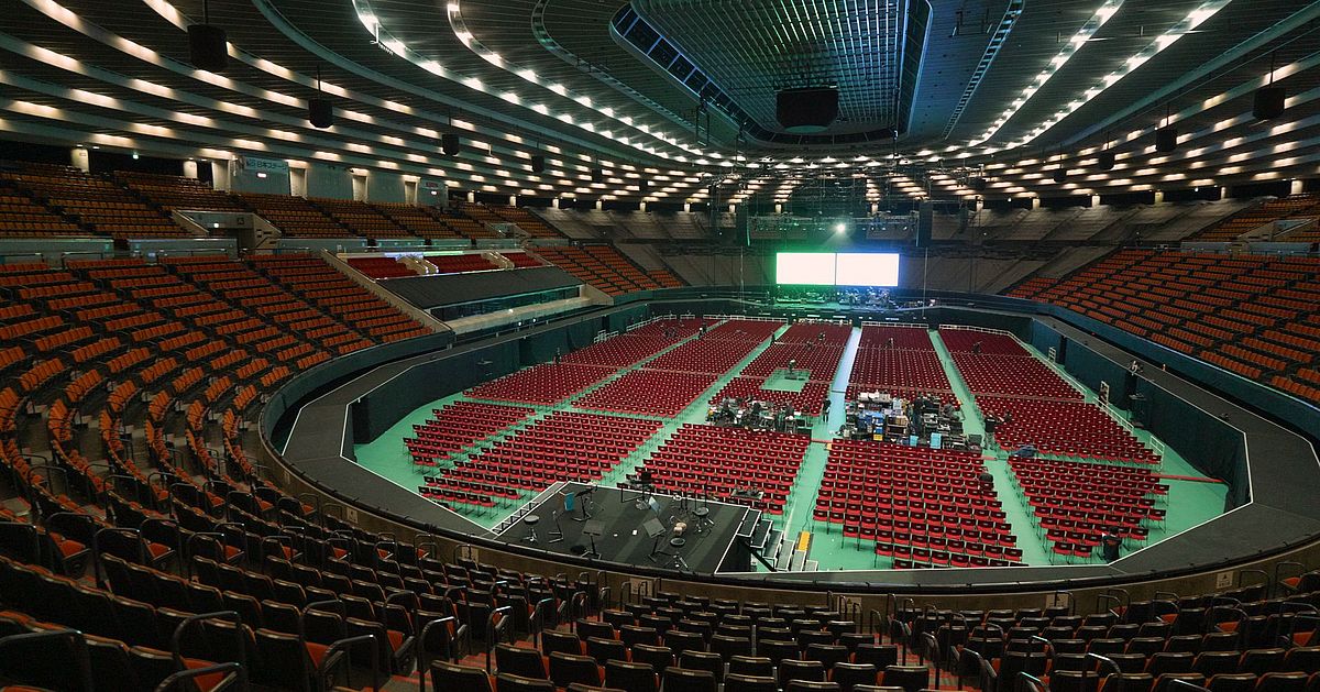 OsakaJo Hall d&b audiotechnik