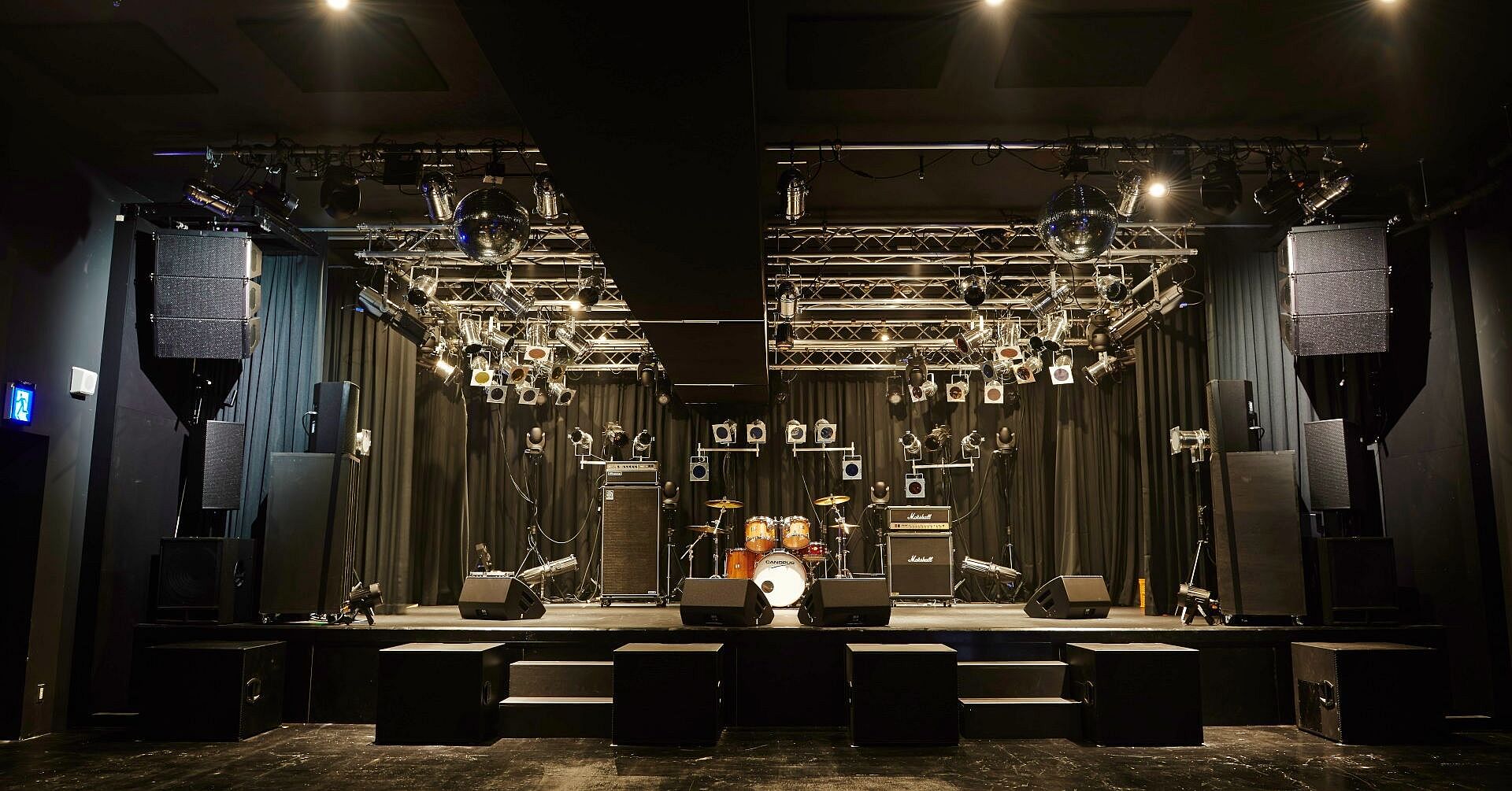 大阪市、十三の最新ライブハウスに鳴り響くd&bサウンド | d&b