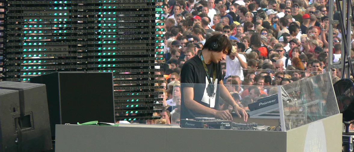 ラブパレード07 新しい街で 気持ちよく行われる