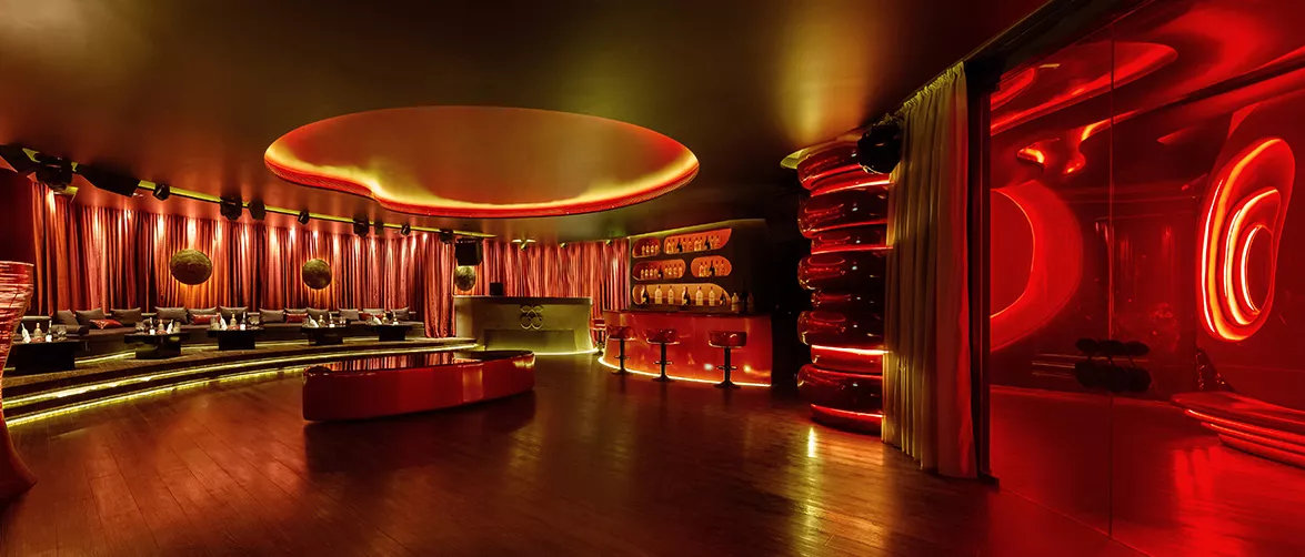 Pacha Dubai installs d&b and the spirit of Ibiza.