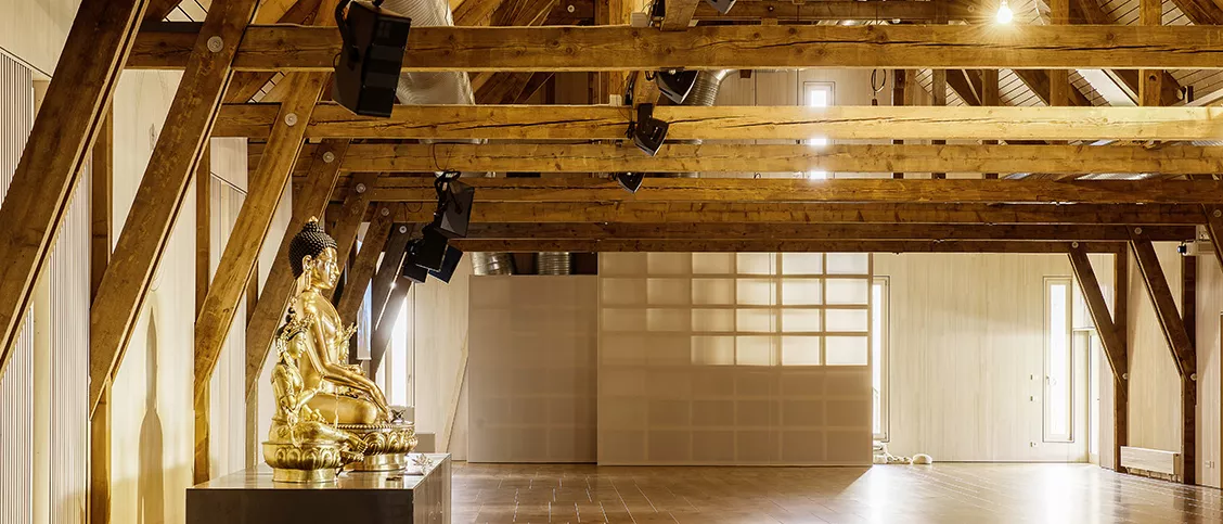 Buddhism and meditation at the Europe Centre in the German Alps with d&b. 