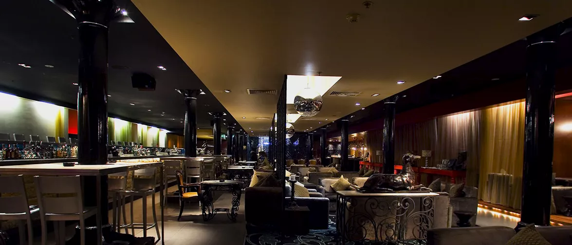 Long Room cocktailbar in Melbourne | d&b audiotechnik