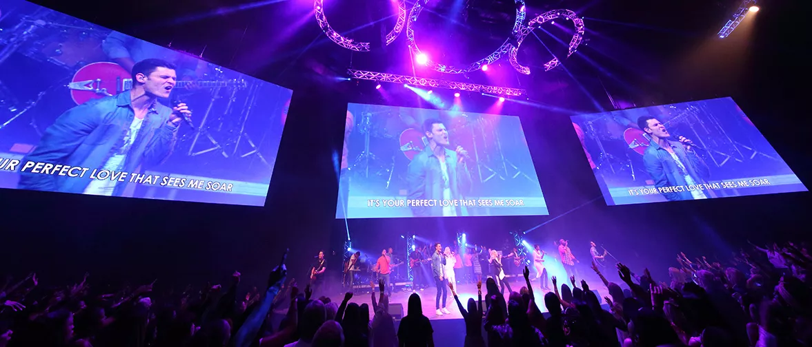 d&b ArrayProcessing connects the congregation at Rivers Church