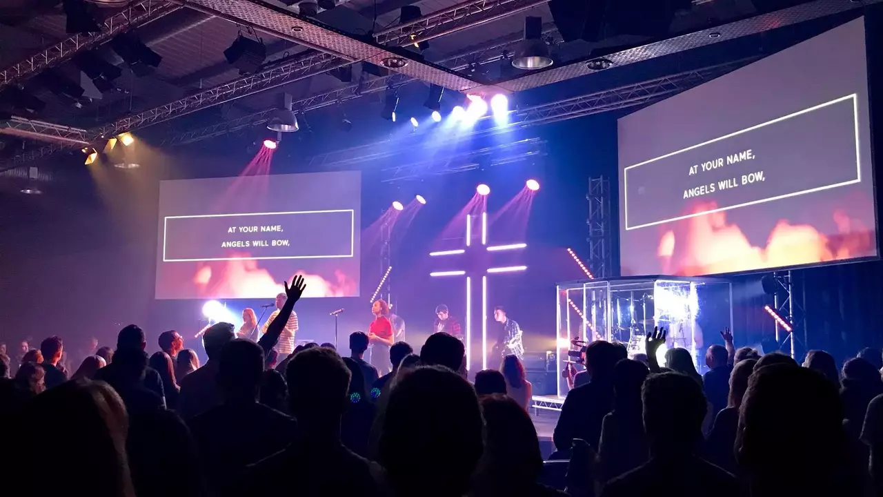 Contemporary Trent Vineyard achieves versatile audio with d&b