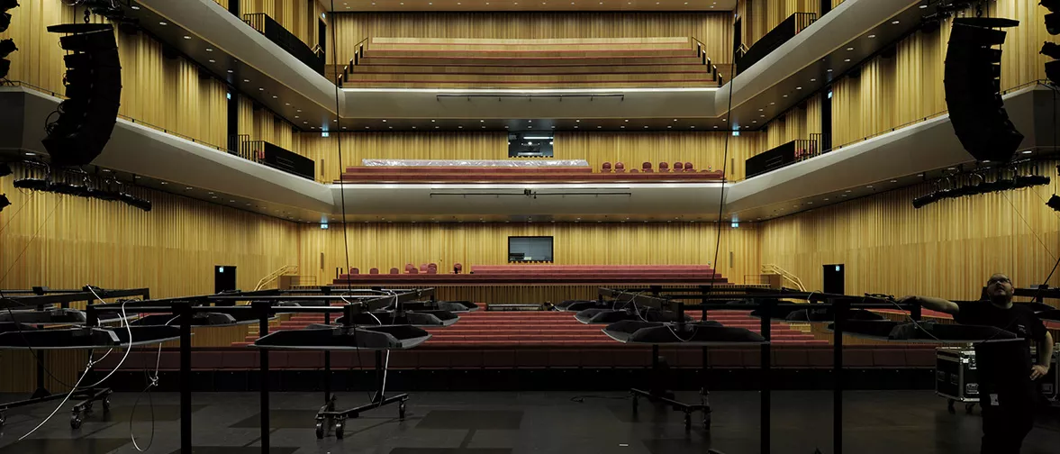 Multipurpose cultural facility Stormen Konserthuset in Norway transforms with ease, with help from d&b.