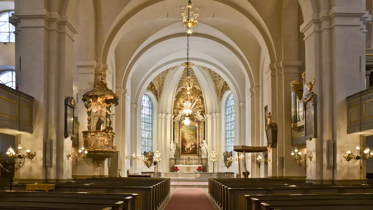 xC-Series changes the course of historic Swedish church