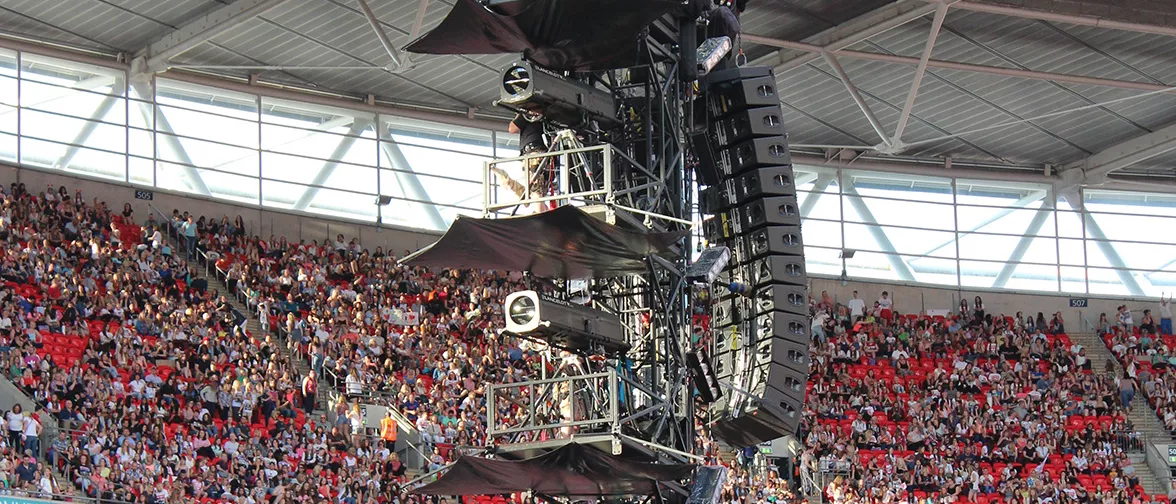 d&b supports One Direction with their stadium tour
