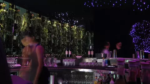 Roberto Cavalli's crystal opulence in Dubai | d&b audiotechnik