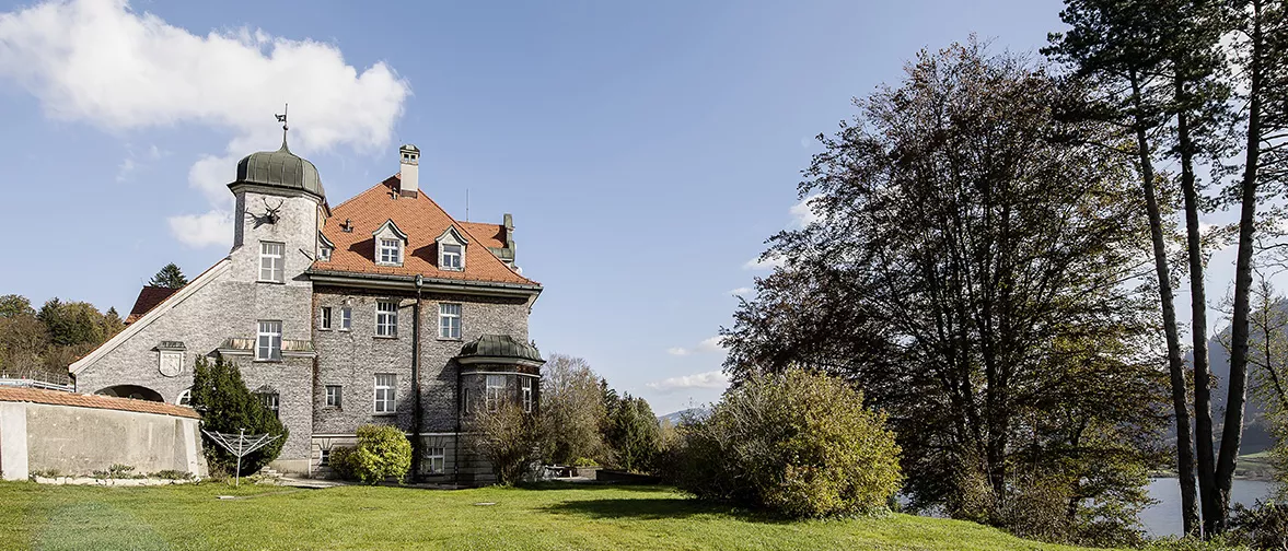 Buddhism and meditation at the Europe Centre in the German Alps with d&b. 