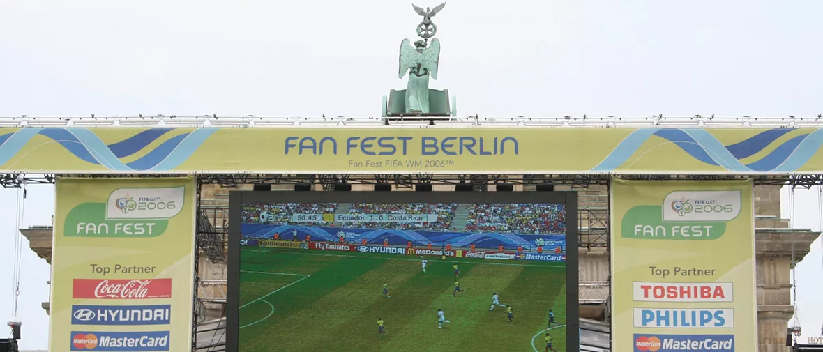 d&b at the Brandenburg Gate for Fan Mile
