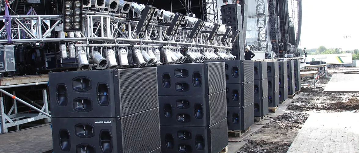 Wacken wakens to weighty woofers | d&b audiotechnik