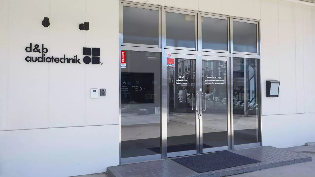 D B Audiotechnik Japan D B Audiotechnik D B Audiotechnik Japan D B Audiotechnik